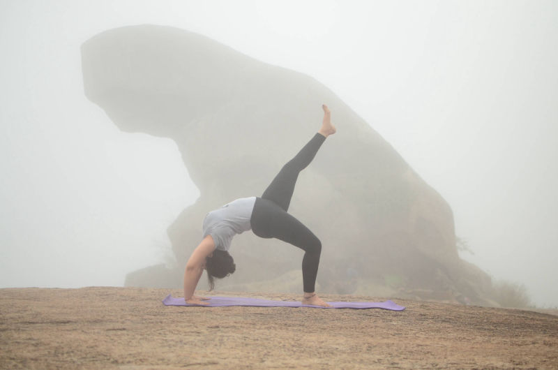 Eka pada Chakrasana